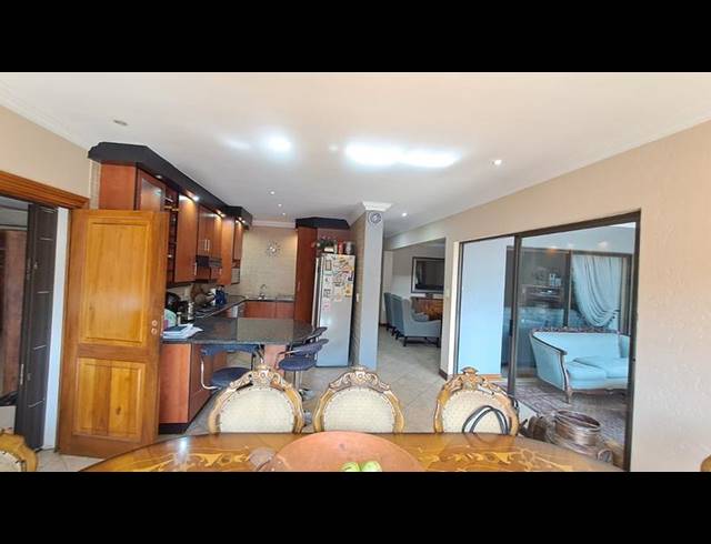 4 BEDROOM CLUSTER FOR SALE IN VANDERBIJLPARK
